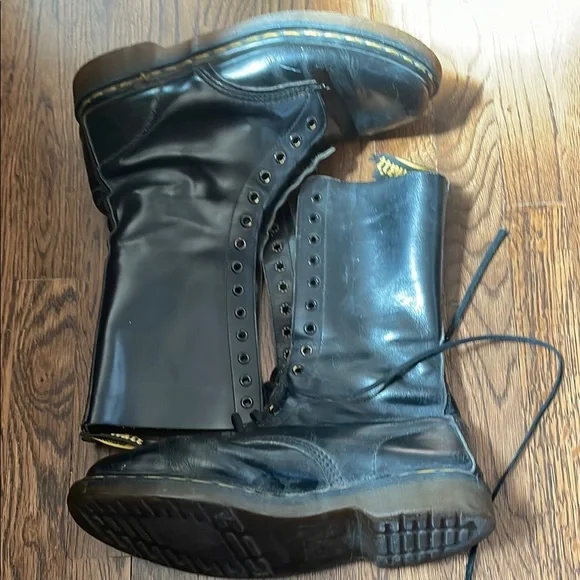 Vintage dr martens 14 hole doc boots, black, size 10 - Picture 5 of 16